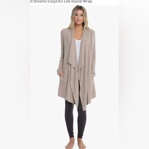 Barefoot Dreams size L/XL COZYCHIC LITE island wrap in Pewter-silver NWT